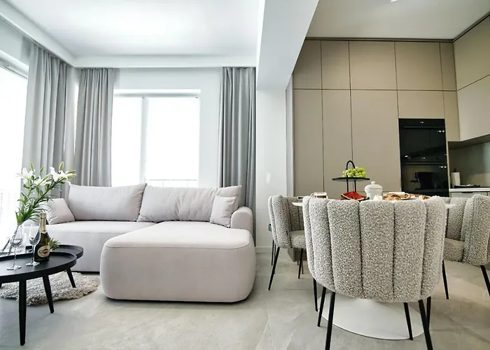 Black Goat 50 アパート ザトル